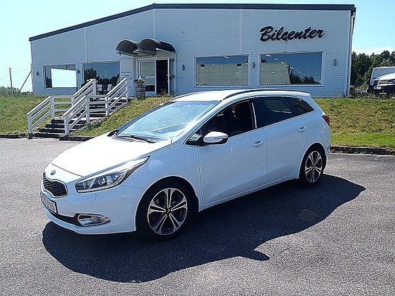 Kia Ceed 2 of 5