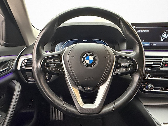 BMW 530e 14 of 30