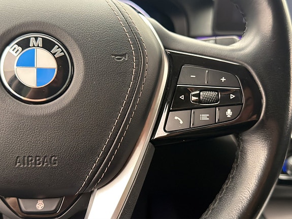 BMW 530e 18 of 30