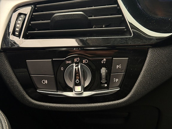 BMW 530e 15 of 30