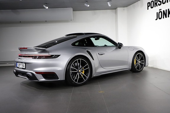 Porsche 911 5 of 5