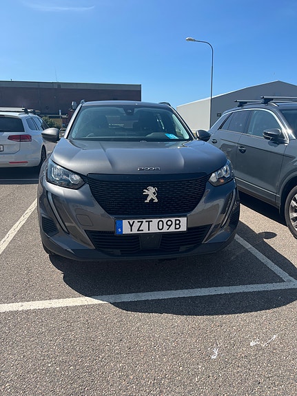 Peugeot 2008 4 of 5