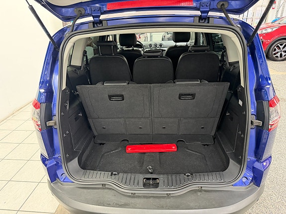 Ford S-MAX 16 of 21
