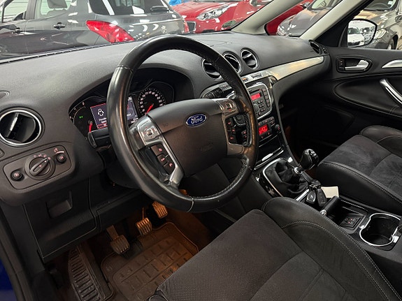 Ford S-MAX 7 of 21