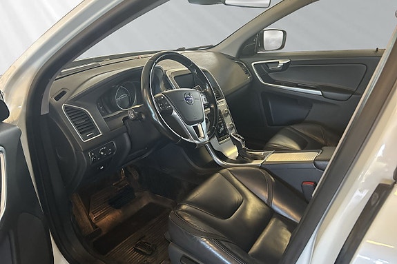 Volvo XC60 5 of 6