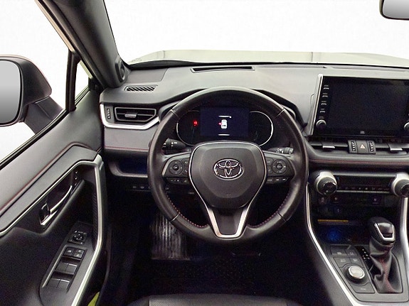 Toyota RAV4 18 of 30