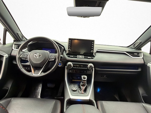 Toyota RAV4 17 of 30