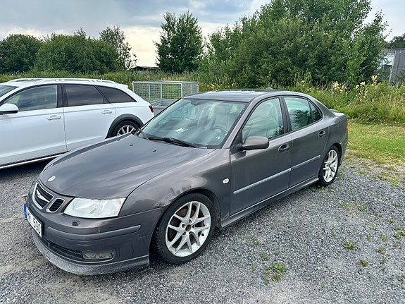 Saab 9-3 2 of 4