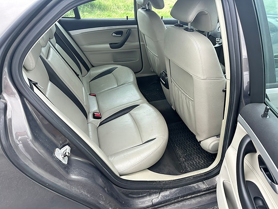 Saab 9-3 4 of 4