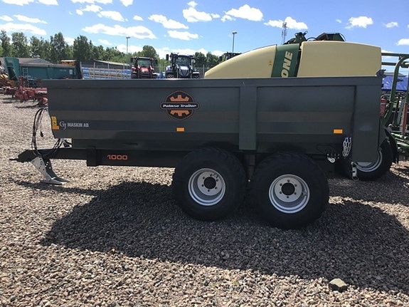 Palmse Trailer D1000 3 of 3