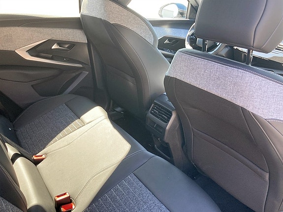 Peugeot 3008 12 of 15