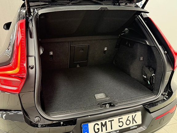 Volvo XC40 11 of 25
