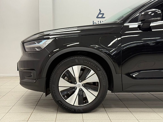 Volvo XC40 16 of 25
