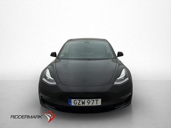 Tesla Model 3 2 of 5