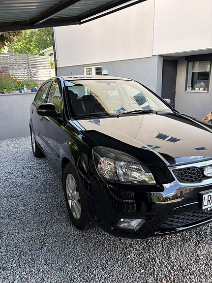 Kia Rio 9 of 14