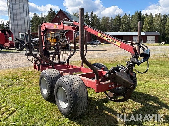 Skogsvagn med kran Patruna 50 2 of 5