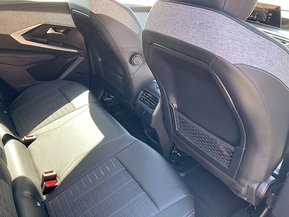 Peugeot 3008 13 of 18