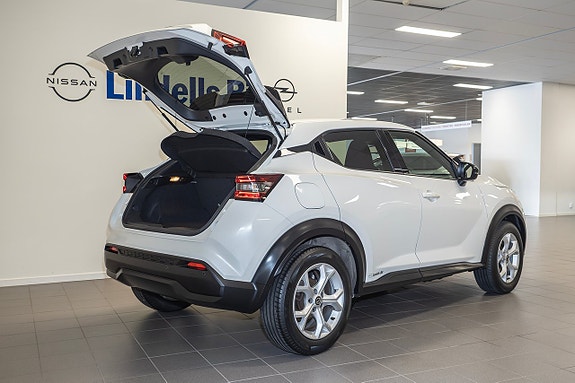 Nissan Juke 6 of 8