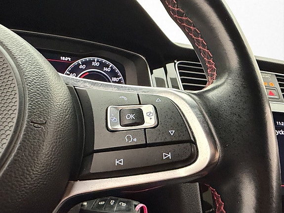 Volkswagen Golf I 17 of 30