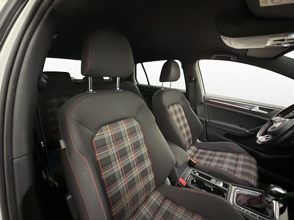 Volkswagen Golf I 25 of 30