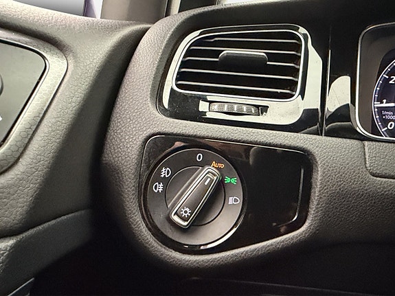 Volkswagen Golf I 14 of 30