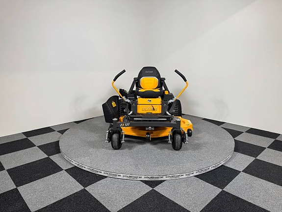 Cub Cadet Z3 137