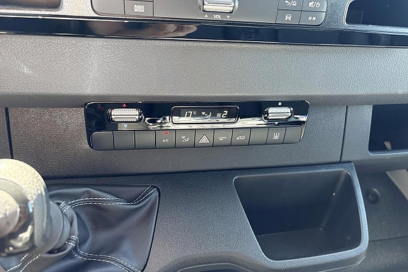Mercedes-Benz Sprinter 311 8 of 11
