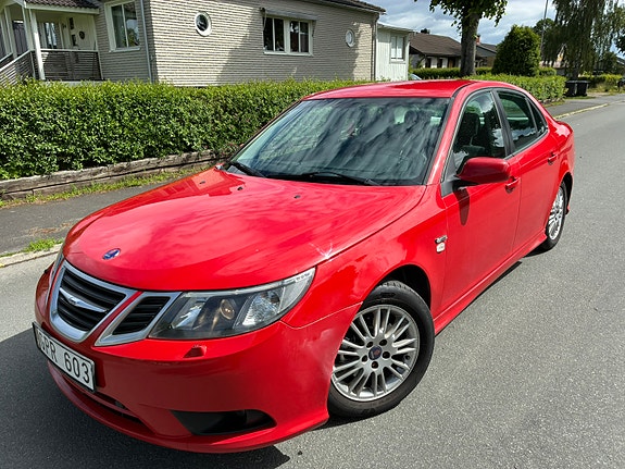 Saab 9-3 2 of 5