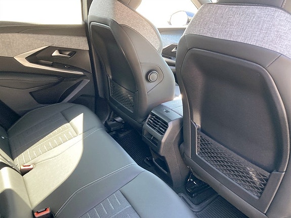 Peugeot 3008 12 of 15
