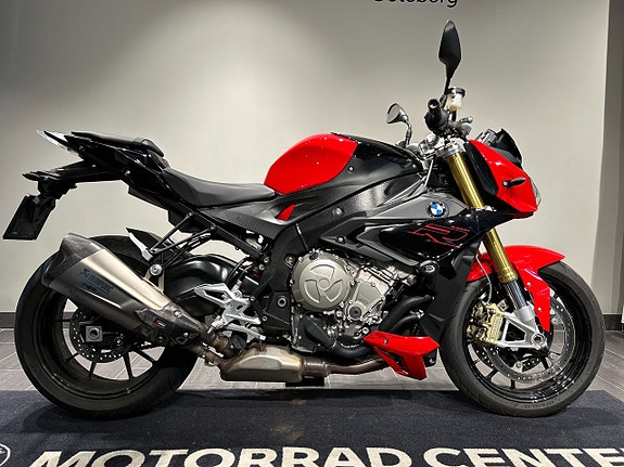 BMW S1000R / 3,45% Ränta! / Akrapovic / Dynamic /Farthållare / Värme 3 of 5