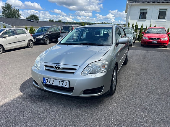 Toyota Corolla 4 of 17