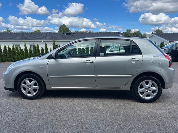 Toyota Corolla 6 of 17