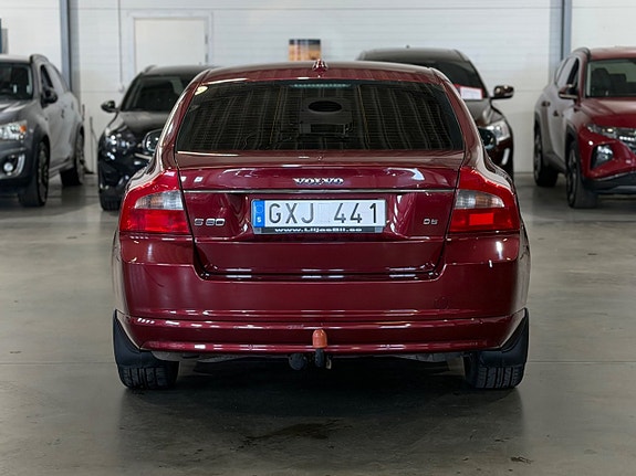 Volvo S80 4 of 5