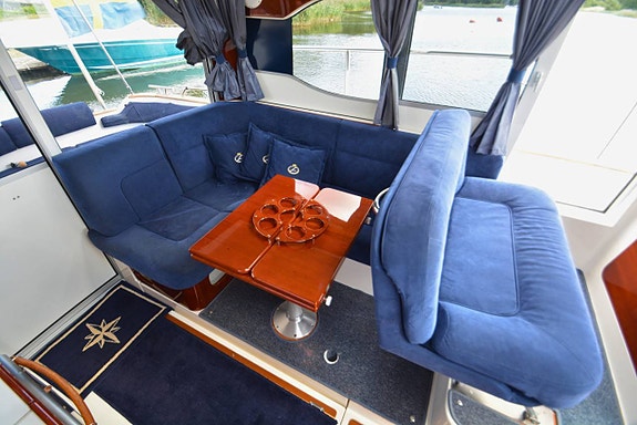 Aquador 32 C (2010) D6-370, få timmar, sv såld, mkt fin! 6 of 12