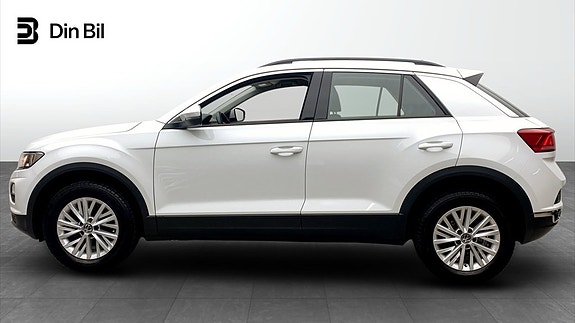 Volkswagen T-Roc 2 of 12