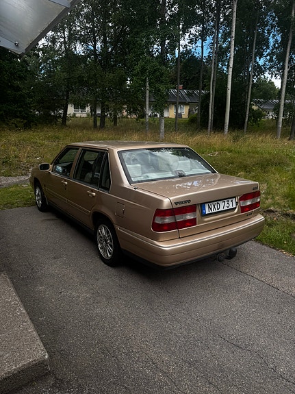 Volvo 960 4 of 13