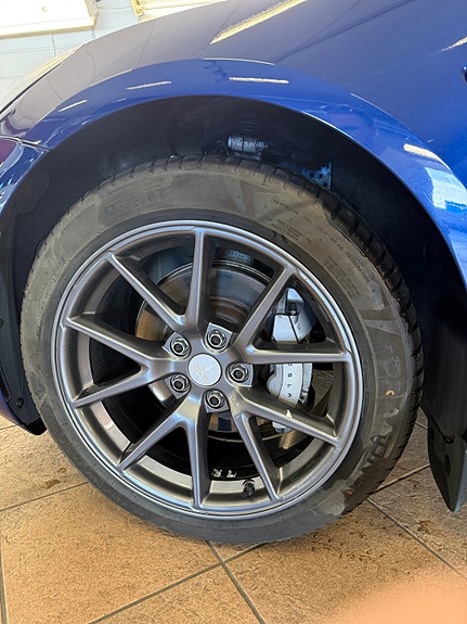 Tesla Model 3 6 of 7