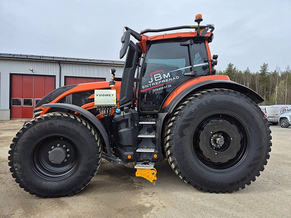 Valtra Q285 2025 ca 152 h Nyskick Underbett Bra spec PTO Bac 3 of 5
