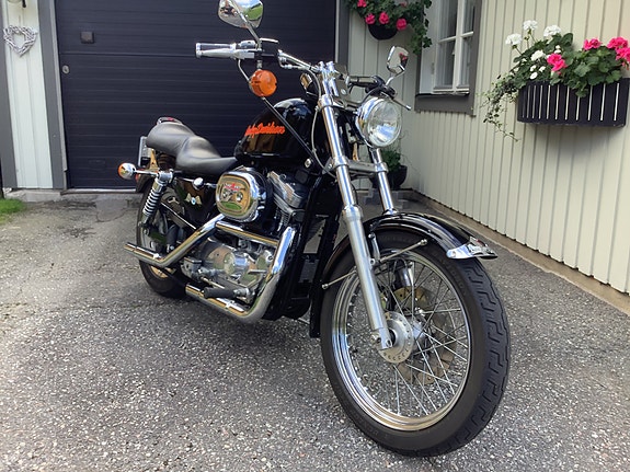 Harley-Davidson Sportserie XL 53c 2 of 4