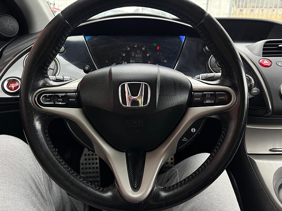 Honda Civic 12 of 18