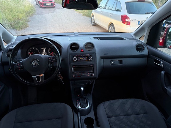 Volkswagen Caddy Maxi 9 of 12