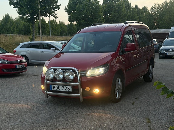 Volkswagen Caddy Maxi 2 of 5