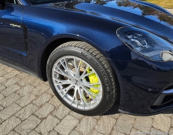 Porsche Panamera 4 21 of 21