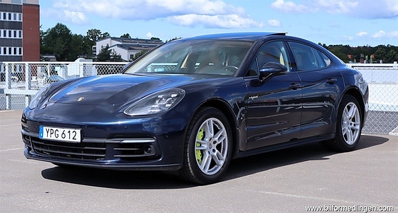 Porsche Panamera 4 20 of 21