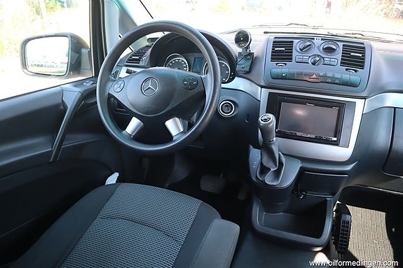 Mercedes-Benz Vito 122 3 of 22