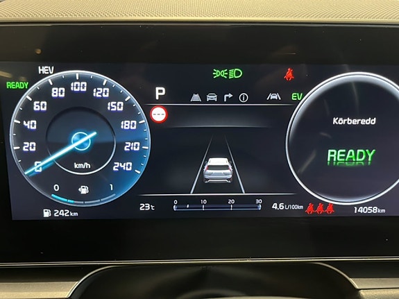 Kia Niro 10 of 14