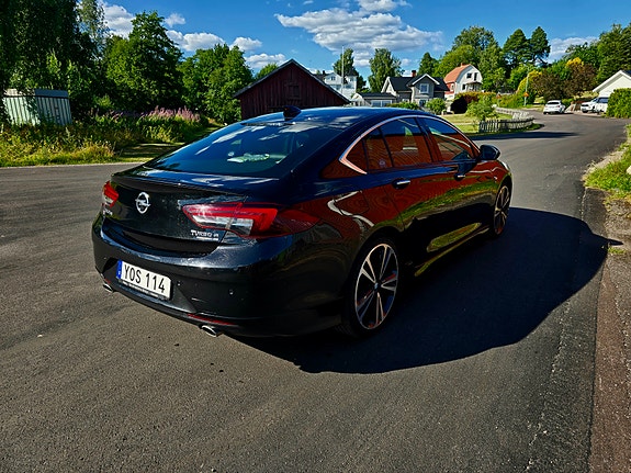 Opel Insignia 8 of 26