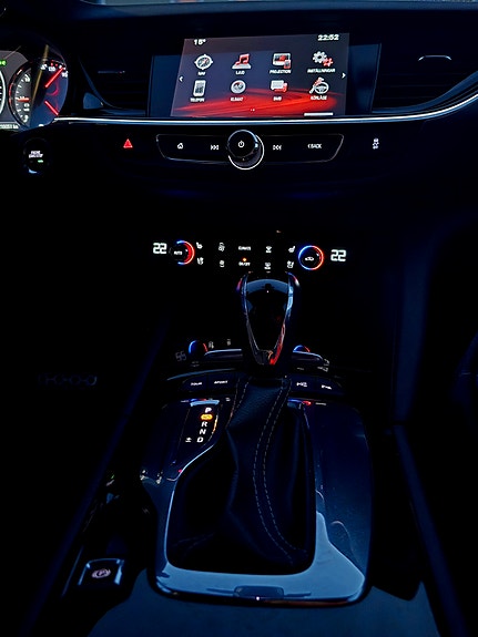 Opel Insignia 23 of 26