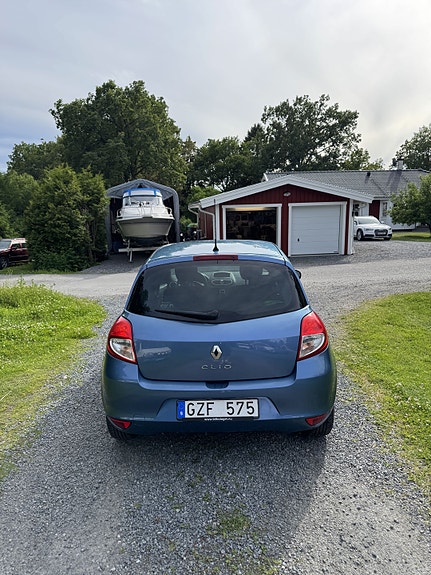 Renault Clio 3 of 5