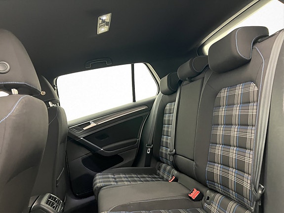 Volkswagen Golf I 24 of 30
